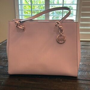 Michael Kors Pink Shoulder bag